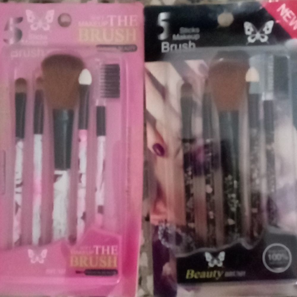 One Set Black Make up brush set - Picture 7 of 8